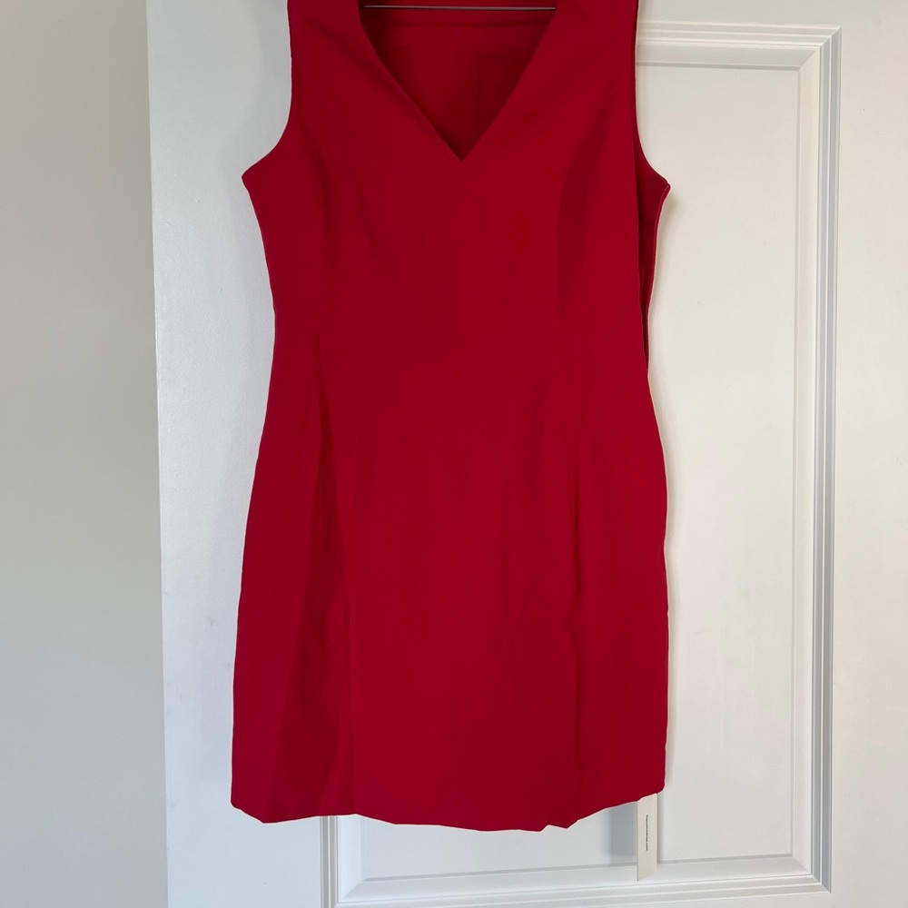 Snug V- Neck Sleeveless Short Dress